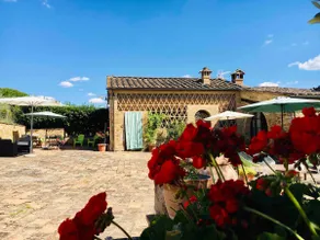 Houses in the Capanna farmyard, house in Chianti with swimming pool - Image 3