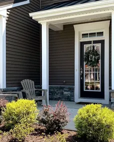 Elegant, family friendly, 3BR, 2.5 bath townhome - Image 3