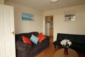 Cowsley House - Image 5