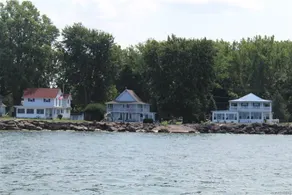 Charming cottage on Lake Ontario - Image 3