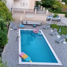Villa 4US with pool,near Split and sea - Image 5