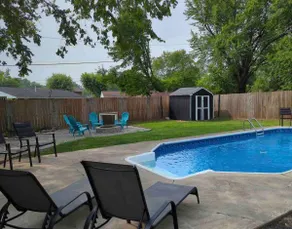 Fun Pool home In Huber Heights - Image 2
