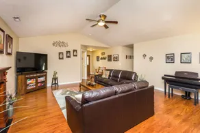 Charming Wine Country Retreat! 4 Bedroom 2 Bath - Image 5