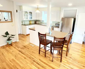 Dream Vacation Cottage! - Image 3