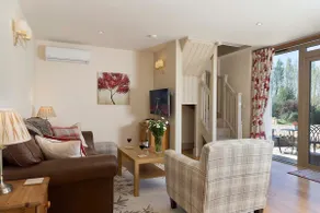 A luxury one bed two storey countryside cottage - Image 5