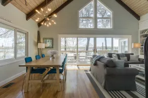 Fabulous Waterfront with Spectacular Sunset Views! - Image 5
