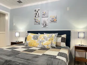 Beach Getaway! Central Location + Private| Laundry - Image 2