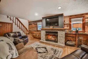 Hungry Hollow Hideaway - Brand New Hot Tub - Image 4