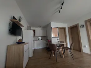 Apartman Maslačak Dandelion with green garden - Image 3