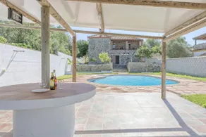 Stone House - Image 3