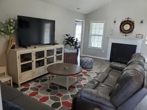 \"Carolina Mar\" Cheerful & lovely home🌼 - Image 2
