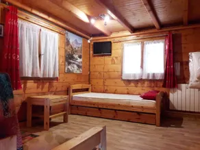 Chabanon-Selonnet Chalet sleeps 4 - Image 5