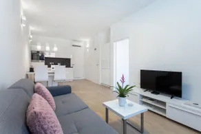 Spacious&Modern Ljubljana Historic Center Getaway - Image 2