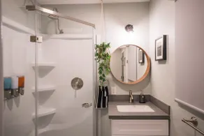 Private Unit, Bath, Kitchen, & King Bed - DM-A - Image 3