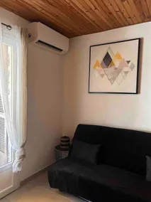 Furnished and air-conditioned studio - Image 2
