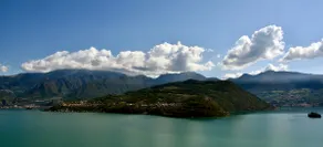 Italian Vacation Homes - La Petite Maison du Lac - Image 2