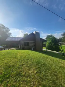 Lakeshore Retreat - Image 3