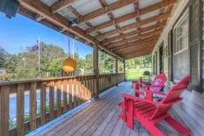 1 of a Kind Guesthouse on 4 Acres. Dogs allowed - Image 4