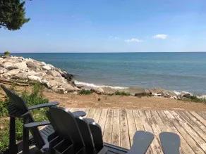 Beach House - Image 3
