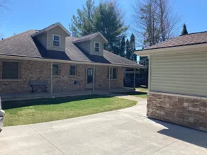 Remodeled cabin on Shawano Lake - Image 5