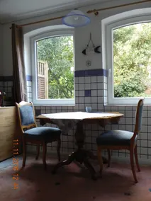 Central SemiApartment with Terrace - Image 3