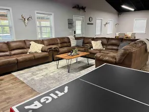- Modern 4Br/3Ba Spacious Cabin - - Image 5