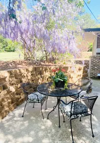 7th Avenue Manor - Image 5