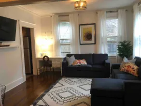 J Birds' Bungalow - Image 4