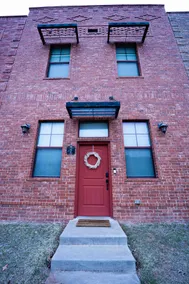 Casa de Flo - 3 BD/3 Bath SPACIOUS CONDO - Image 2
