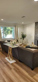 Updated gorgeous home 3BD - Image 2