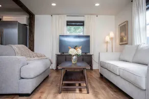 The White Fox - Cozy Cape Cod Minutes To Slopes - Image 5