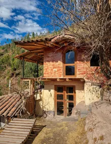 Wolf Totem Backpacker Steam Punk Villa - Image 5