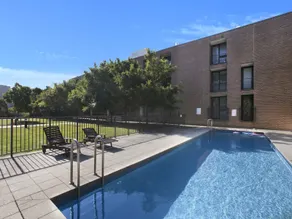 Stylish Parkside Retreat - Outdoor Pool & Undercover Parking - Randwick - Image 3