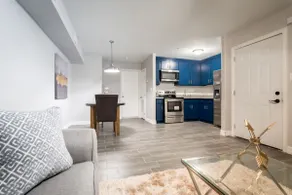 King Size Bed Central McAllen Family Friendly/WiFI - Image 2