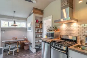 NoPotel, comfortable guesthouse in Portland! - Image 5