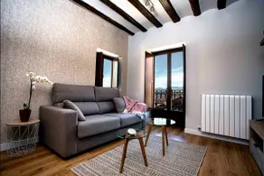 Rioja Valley, Apartamento Cuevas - Image 2