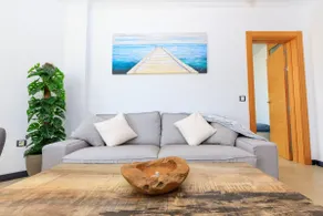 Apartamento Villa Bruno con vistas al mar, primera línea de playa - Image 2
