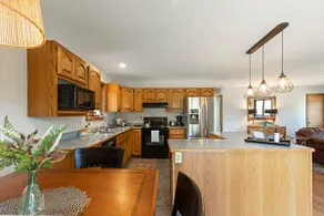 Clear Creek Blue Cabin mit Seezugang & 9 Hektar! - Image 5
