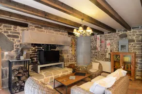 Character house dating back to 1739 - Image 2