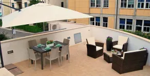 L&G's Roof Terrace - Image 5