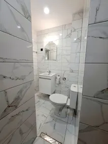 White House Apartments - Boho - Image 5