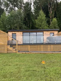 The Caswell bay hide out - Image 5