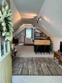 Owasco Loft Efficiency Apartment - Image 3
