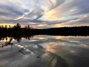 Awesome cottage on the lake. - Image 3