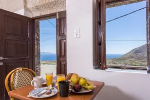 Efterpi Traditional Cave House with Sea view - Image 2