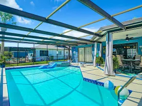 Large Lakefront property with large Heated pool. - Image 5