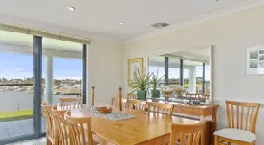 Coorong Quays, waterfront townhouse with views. - Image 5