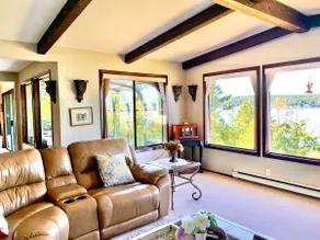 Family-Friendly Seaside House, Near Ferry and YYJ - Image 4