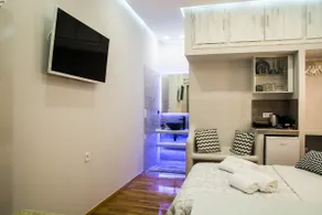 Nature's Guesthouse Luxury Nafplio - Image 4