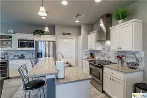 Luxury Waterfront Retreat - Sleeps 12! - Image 5